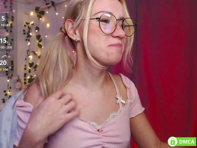 LavinellsX's BongaCams show and profile