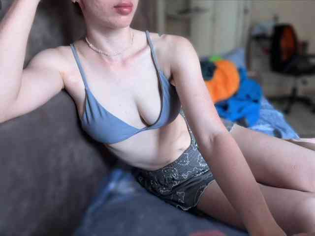 BadRinni webcam