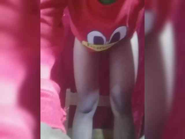 HotchocoGirl webcam