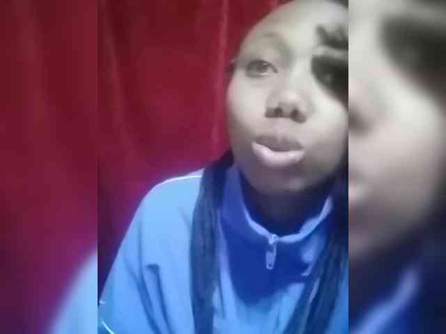 HotchocoGirl webcam