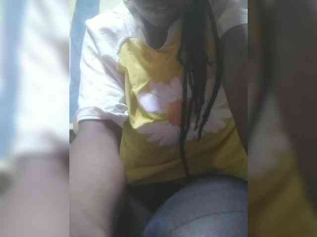 HotchocoGirl webcam