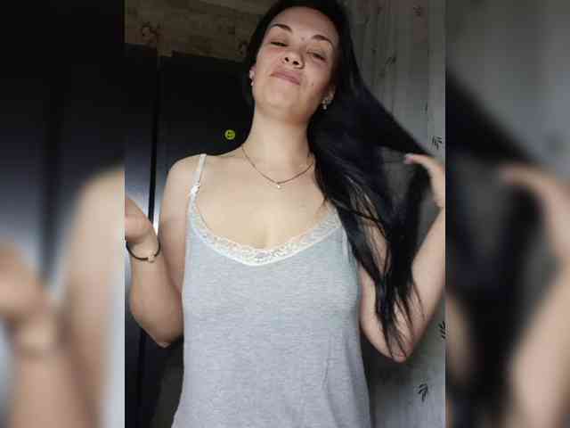 Lady-grace webcam