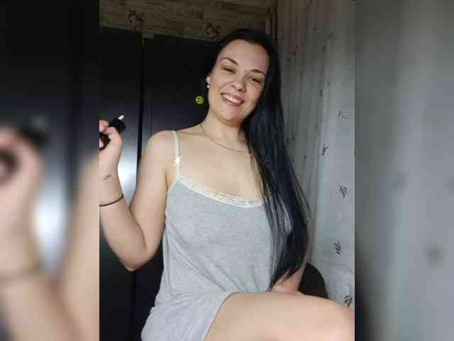 Lady-grace webcam