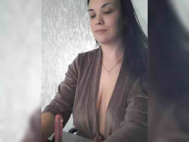 Lady-grace webcam