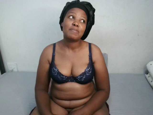 Hotqueenxxx webcam bongacams model stream image