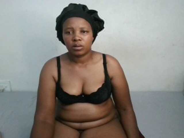 Hotqueenxxx webcam bongacams model stream image