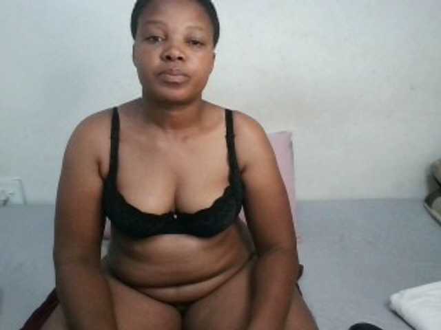 Hotqueenxxx webcam bongacams model stream image