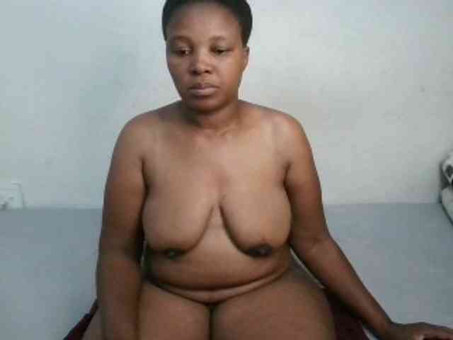 Hotqueenxxx webcam