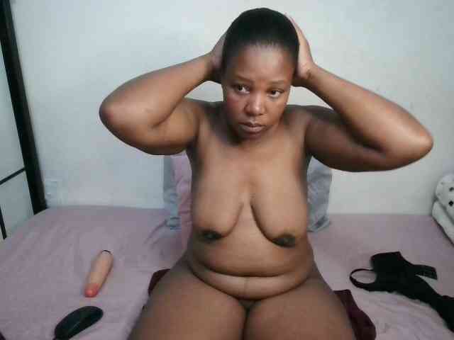 Hotqueenxxx webcam