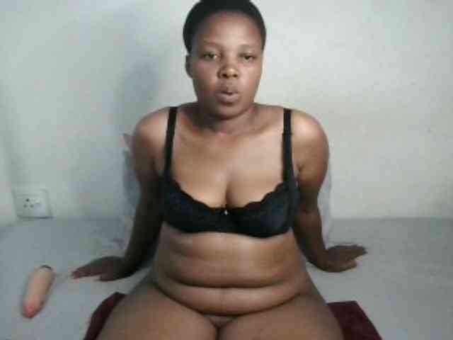 Hotqueenxxx webcam