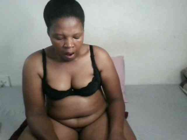 Hotqueenxxx webcam