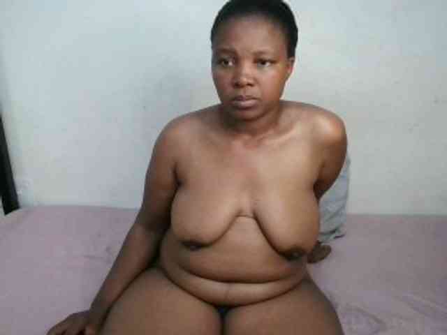 Hotqueenxxx webcam