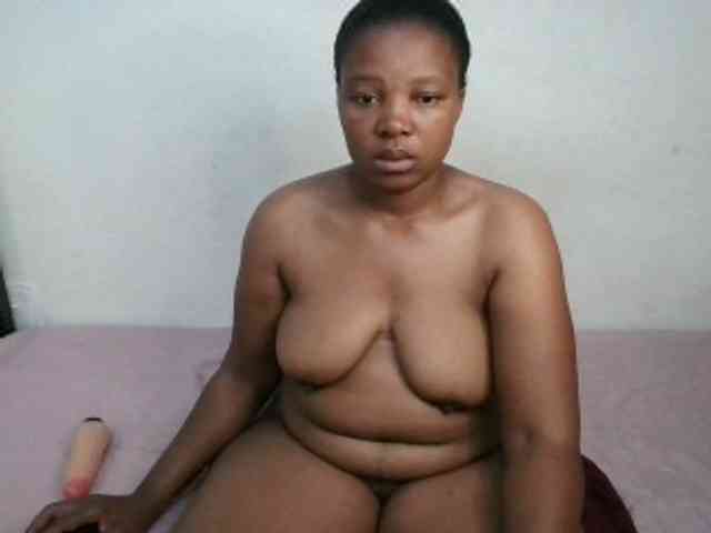 Hotqueenxxx webcam
