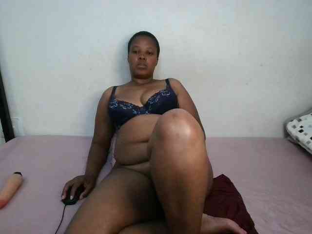 Hotqueenxxx webcam