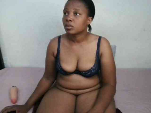 Hotqueenxxx webcam