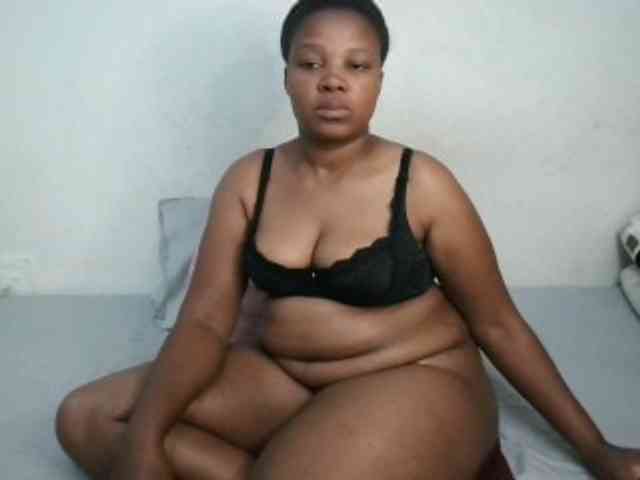 Hotqueenxxx webcam