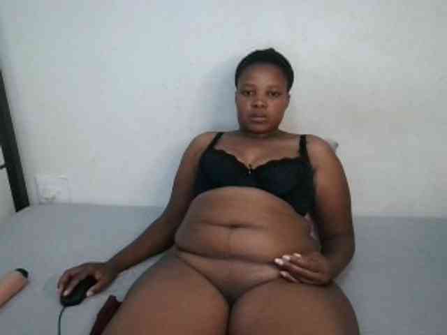 Hotqueenxxx webcam