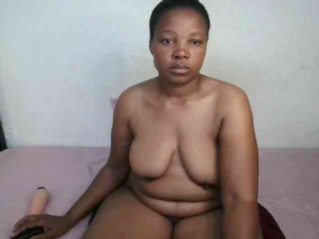 Hotqueenxxx webcam