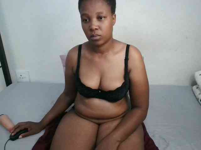 Hotqueenxxx webcam