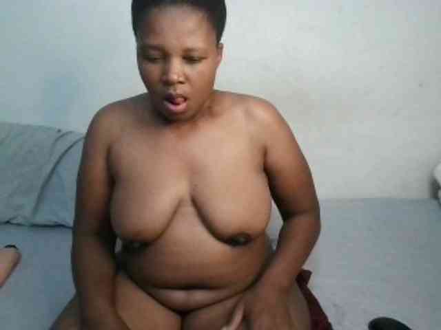 Hotqueenxxx webcam