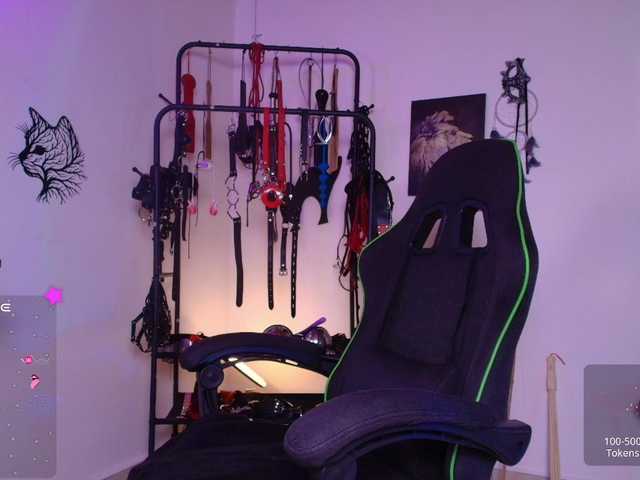 ariannaconnor2's BongaCams show and profile