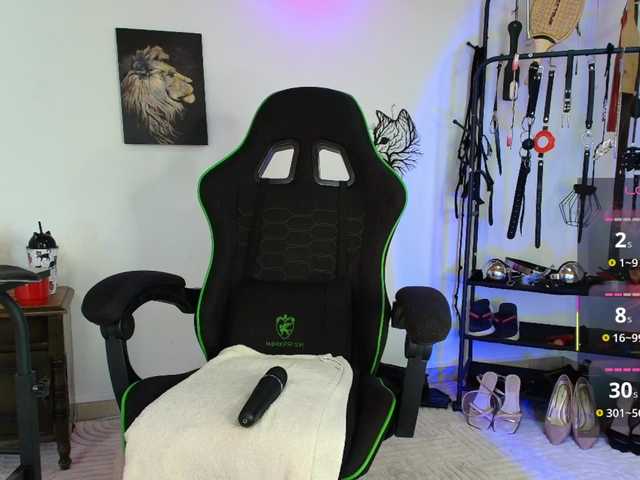 ariannaconnor2's BongaCams show and profile