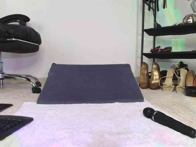 ariannaconnor2 webcam