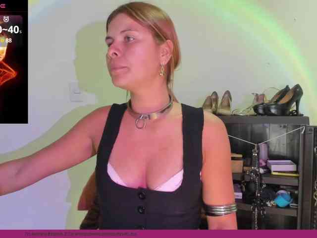 ariannaconnor2 webcam