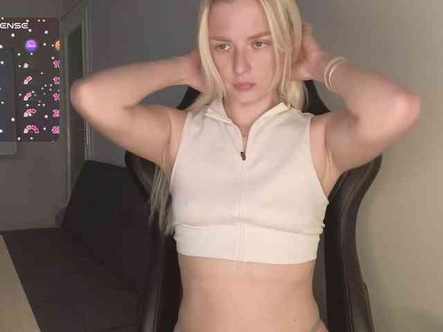 AshleyFay webcam