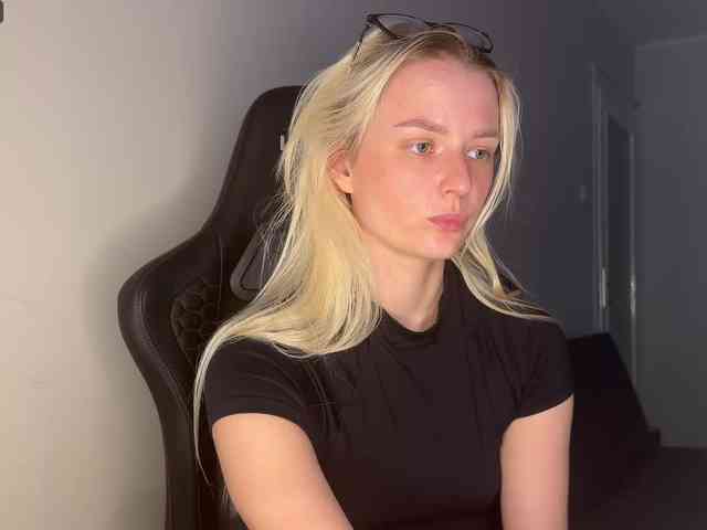 AshleyFay webcam