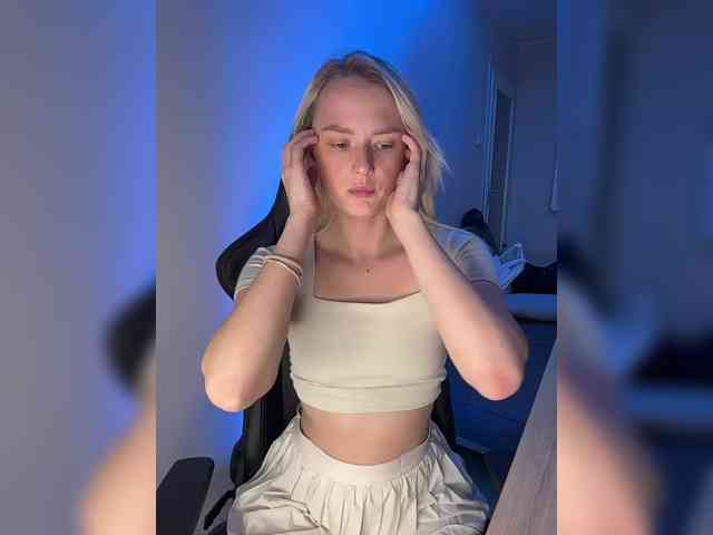 AshleyFay webcam