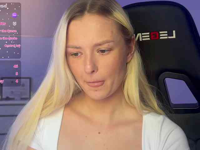 AshleyFay webcam