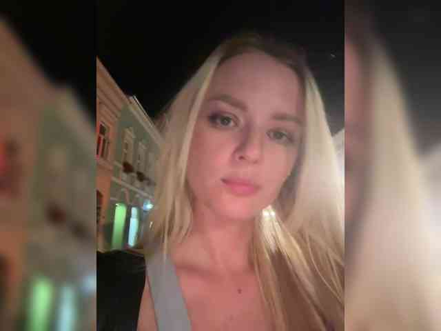 AshleyFay webcam