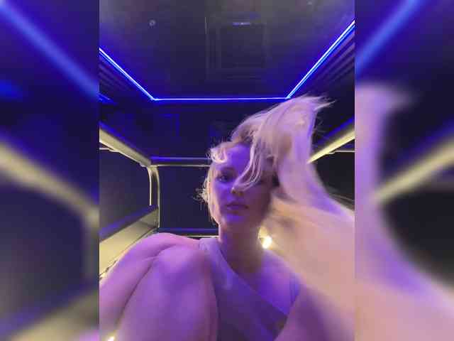 AshleyFay webcam