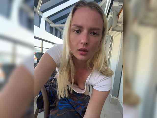 AshleyFay webcam