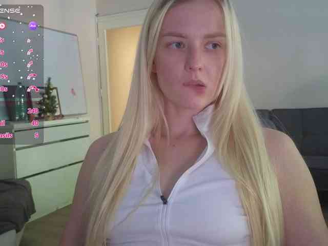 AshleyFay webcam