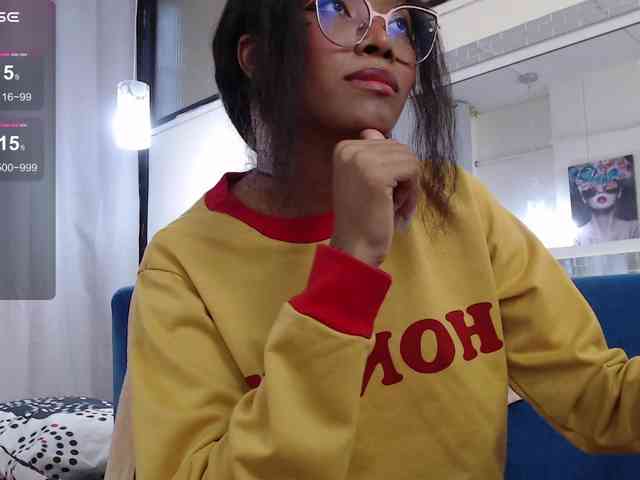 Annie-miller webcam
