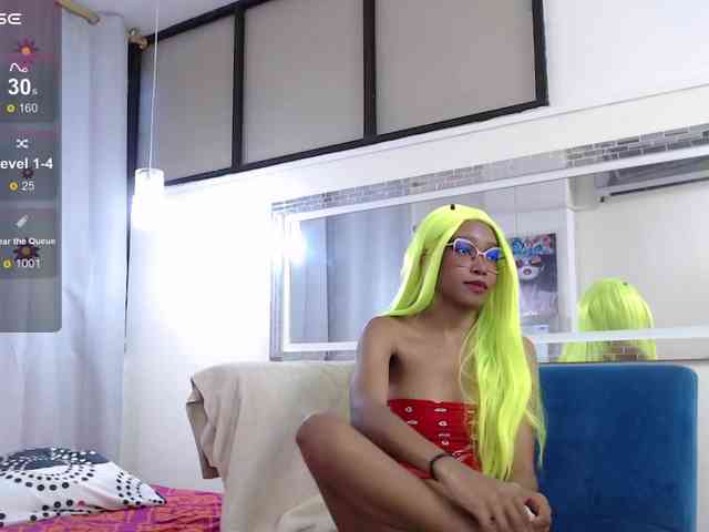 Annie-miller webcam