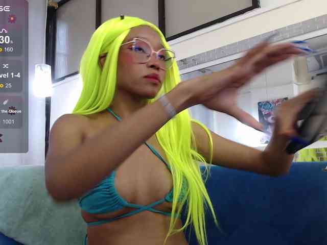 Annie-miller webcam