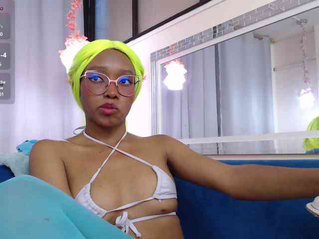 Annie-miller webcam