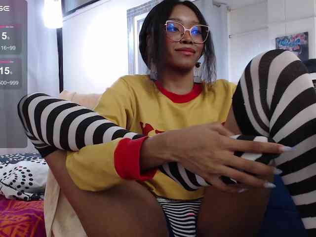Annie-miller webcam