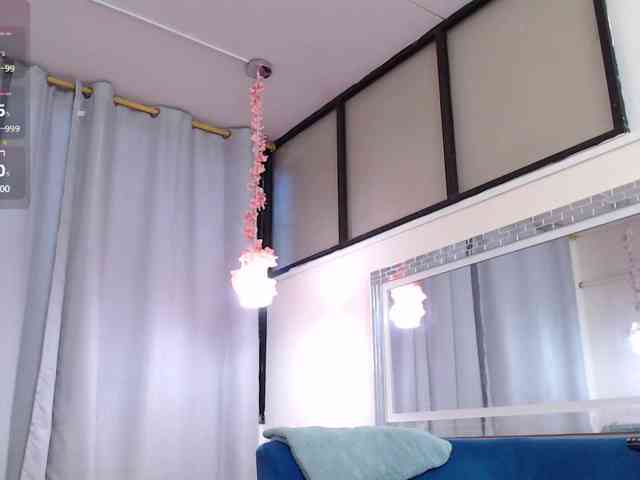 Annie-miller webcam