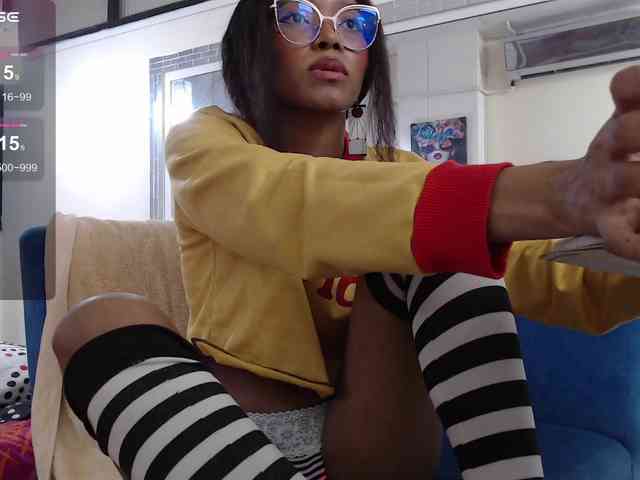 Annie-miller webcam