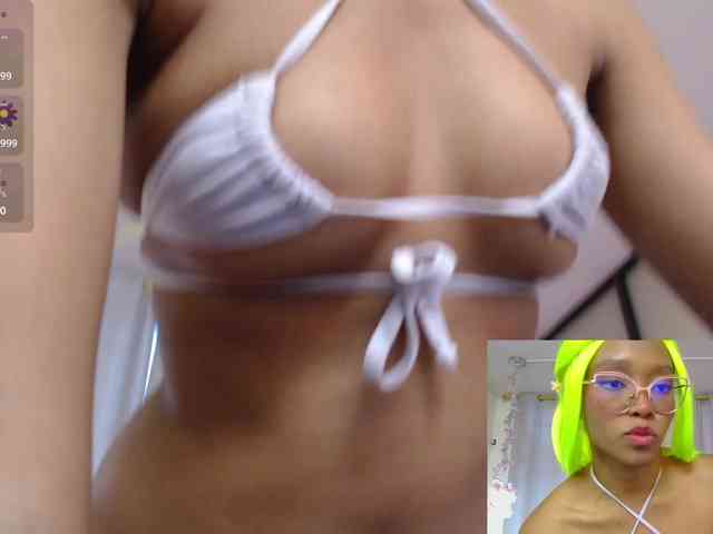 Annie-miller webcam