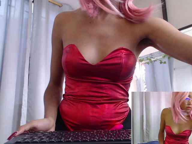 Annie-miller webcam
