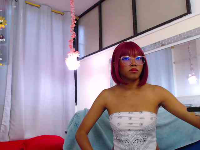 Annie-miller webcam