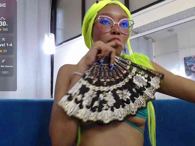 Annie-miller webcam