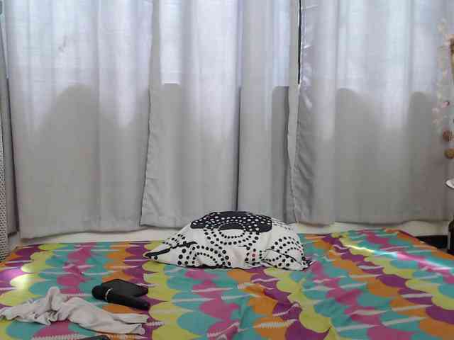 Annie-miller webcam