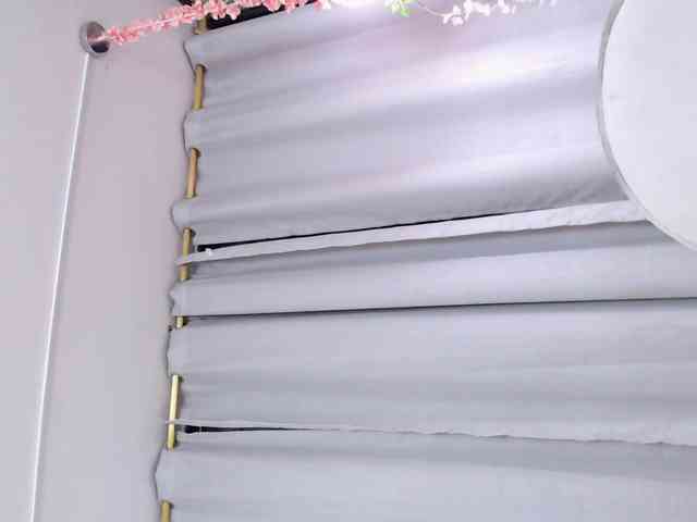 Annie-miller webcam