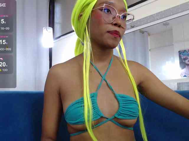 Annie-miller webcam